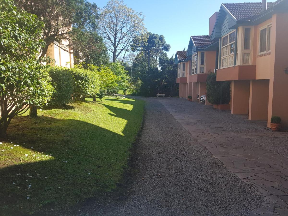 Confortavel Apartamento Proximo Ao Lago Negro Apartment Gramado Exterior photo